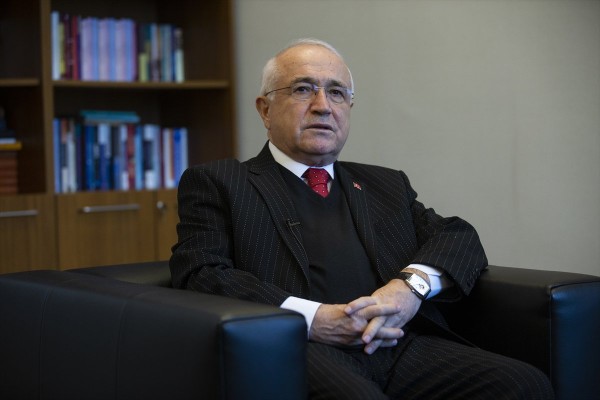 Cemil Çiçek: Demirtaş Tahliye Edilmeli, Berberoğlu Yeniden Yargılanmalı