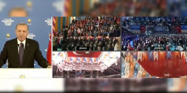 Pandemiyi Unutan Erdoğan 'Tıklım Tıklım' Salonlara Teşekkür Etti