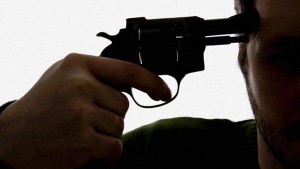 Boş Sandığı Tabancayla Rus Ruleti Oynarken Hayatını Kaybetti
