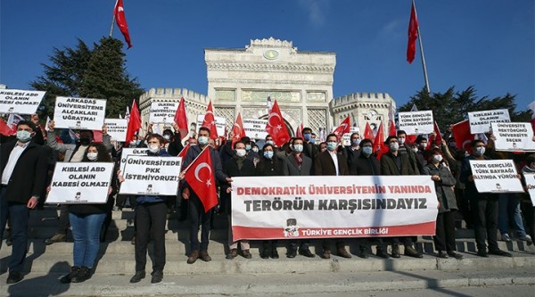 TGB Boğaziçi Protestolarına Karşı Eylem Yaptı