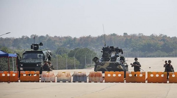Myanmar'da 300 Milletvekili Darbeye Karşı Ortak Bildiri Yayınladı 