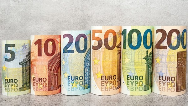 Avrupa Parlamentosu'ndan 700 Milyar Euroluk Salgınla Mücadele Paketi