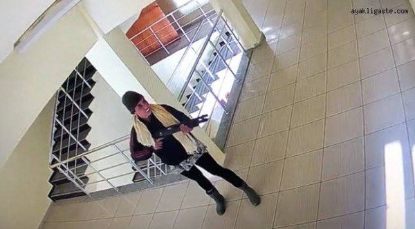 Kaçak Kulübesi Yıkılan Kadın Belediyede Dehşet Saçtı: 1'i Ağır 3 Yaralı