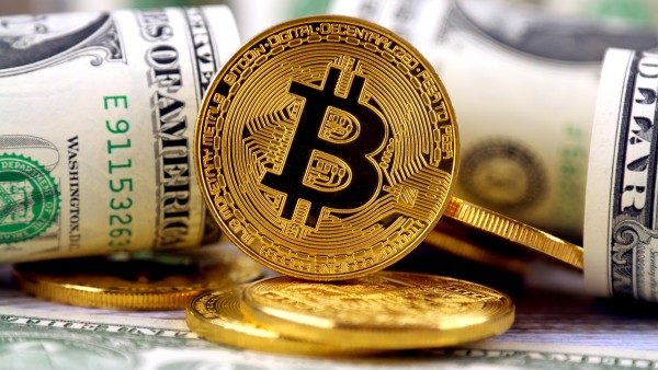 Bitcoin İlk Kez 50 Bin Doları Geçti