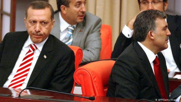 Erdoğan Abdülhamit Gül'ü Abdullah Gül Diye Takdim Etti