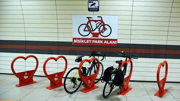 İstanbul Metrosuna Bisikletler İçin Park Alanları Kuruluyor