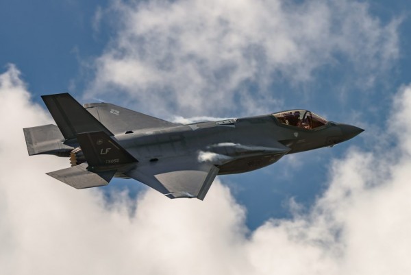 Türkiye F-35 Programına Dönmek için Amerikan Hukuk Bürosuyla Anlaştı