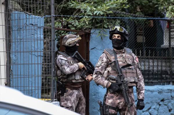 İstanbul'da Düzenlenen PKK Operasyonunda Gözaltına Alınan 11 Kişi Tutuklandı
