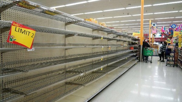 Teksas'ta Marketler Boşaldı 15 Milyon Kişi Temiz Su Bulamıyor