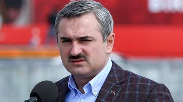 İstanbul İl Başkanı Şenocak Yeniden Aday Olmayacağını Açıkladı