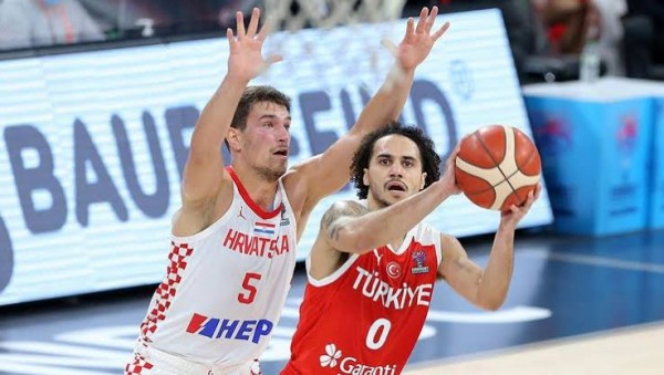 12 Dev Adam Hırvatistan'ı Devirdi: 84-78