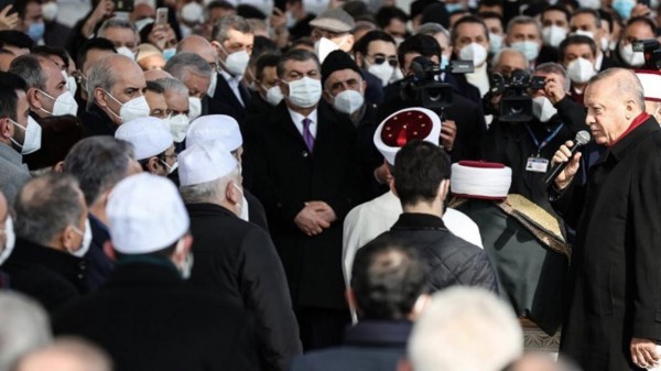 Fahrettin Koca Muhammed Emin Saraç'ın Cenazesinden Dolayı Özür Diledi