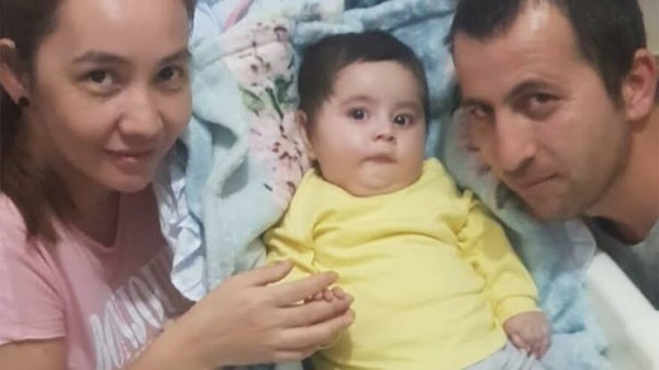 Çaresiz Kalan Anne-Baba Çocukları İçin Böbreklerini Satılığa Çıkardı 