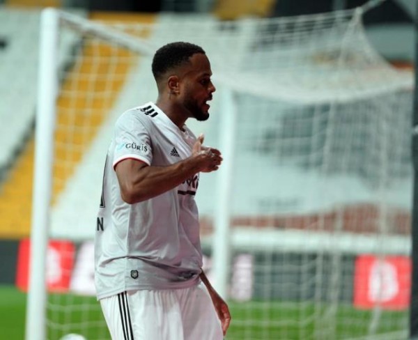 Beşiktaş 3 Puanı 3 Golle Aldı Zirveye Ortak Oldu