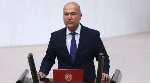 CHP: Yazar ve Çevirmen Teliflerinde KDV Kaldırılsın