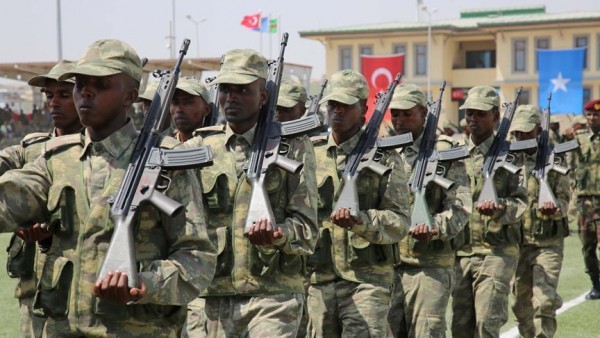 Somali'de Askerler Bozkurt Yaparak Yürüyüş Yaptı: Kim Bunlar? Bozkurtlar