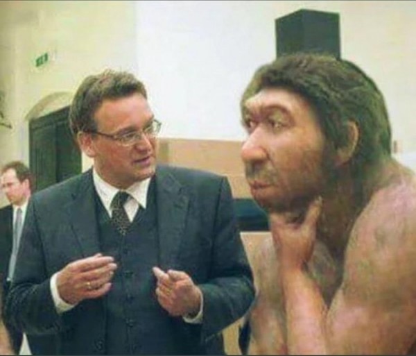 Bizim Gibi Ses Çıkarıyor, Bizim Gibi İşitiyorlardı