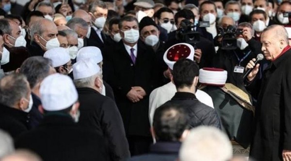Bakan Koca: Virüs Hayatımızdan Çıkmış Değil