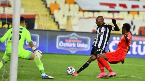 Beşiktaş Şampiyonluk Yarışını Bırakmıyor: 1-0