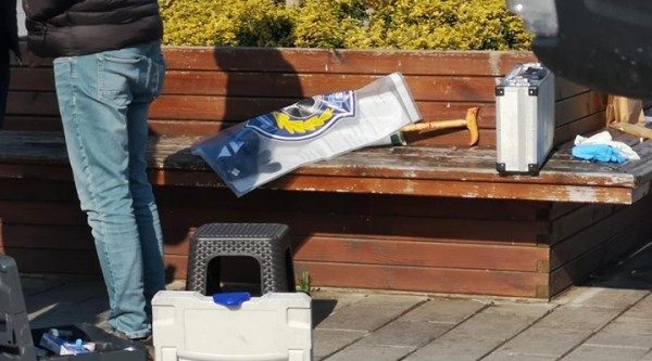 Üsküdar'da 80 Yaşındaki Adam Bankta Otururken Tabancayla İntihar Etti