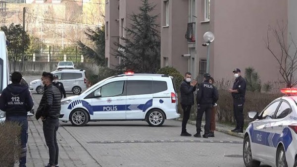 Arnavutköy'de Rehine Krizi: Eşi ve Çocuğunu Rehin Aldı