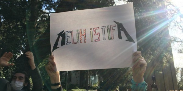 Metallica'dan Kayyum Özel Yayını