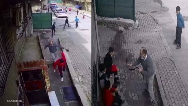 Küçücük Çocuklara Durup Dururken Kemerle Saldırdı