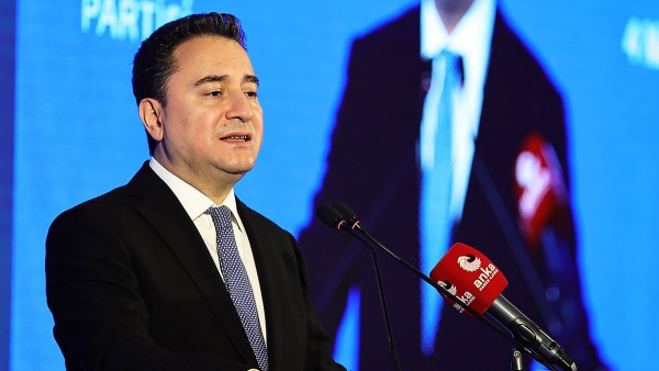 Babacan'dan Eğitim Açıklaması: YÖK'ü Kapatacağız