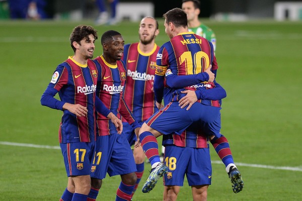 Barcelona'da Ekonomik Kriz: Futbolculara Maaş Yok