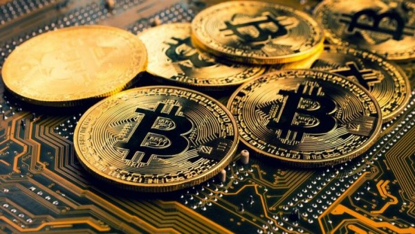 Bitcoin Yeniden Rekor Kırdı