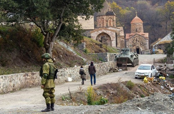 Ermeni Ziyaretçiler İşgalden Kurtarılan Karabağ'a Girdi