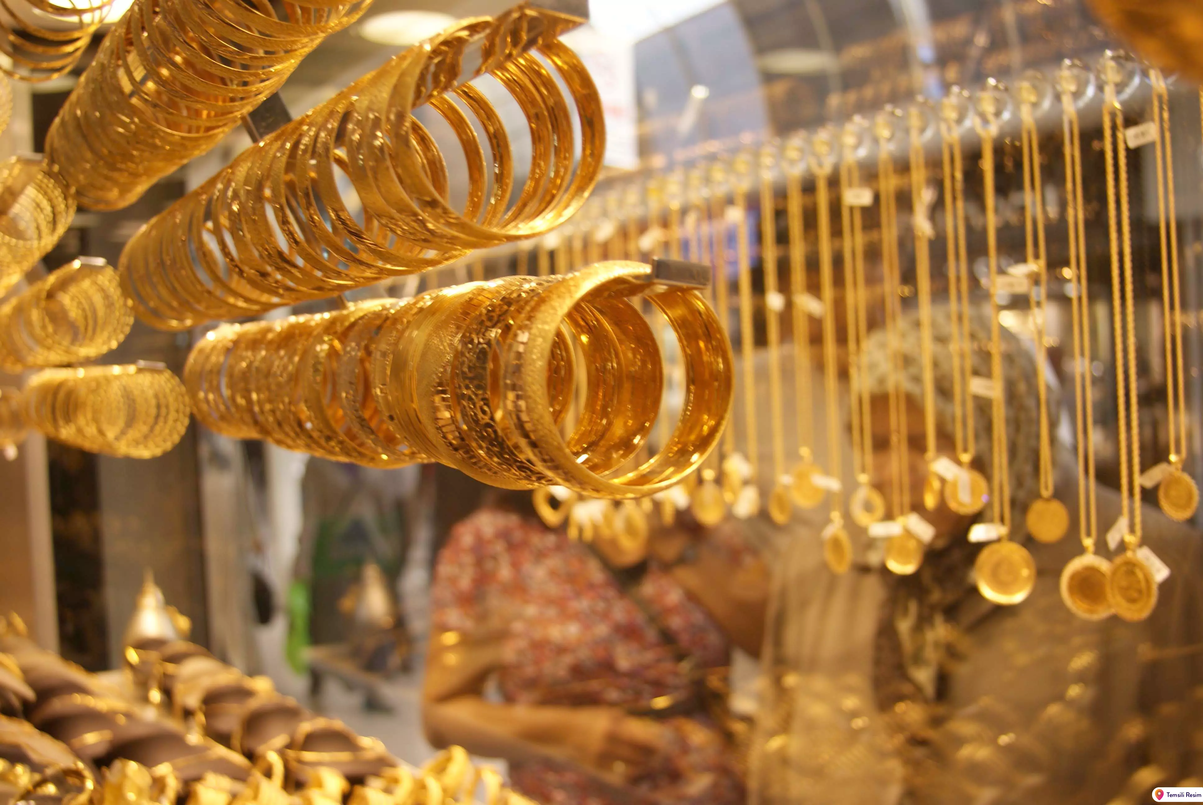 Yeni Yönetmelik: Kuyumcular Teminat Olarak Kamu Bankalarına 500 Gram Altın Yatıracak