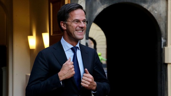 Hollanda'da Zafer Rutte'nin 