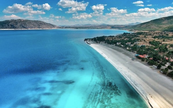 Salda Gölü'ne Ziyaretçi Sınırlaması Getiriliyor