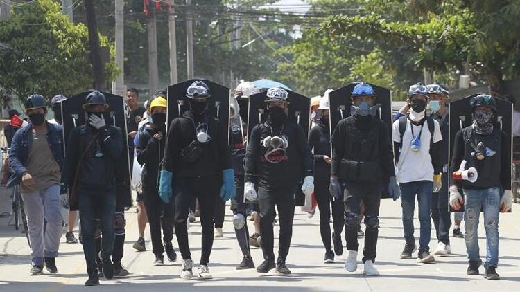 Myanmar'da 24 Saatte 23 Ölüm: Ülkeden Kaçanların Sayısı Artıyor