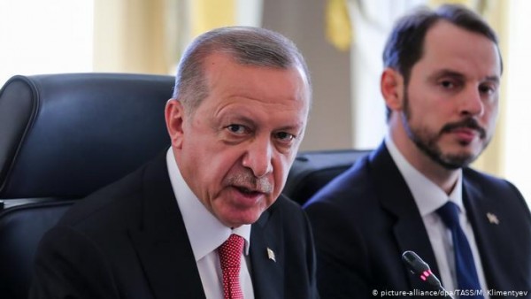 Financial Times'tan Berat Albayrak Yorumu: İpler Hala Onun Elinde