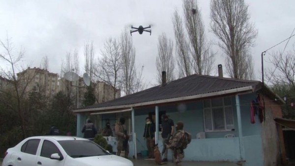 Istanbul'da 23 Adrese 'Drone' Destekli Uyuşturucu Operasyonu