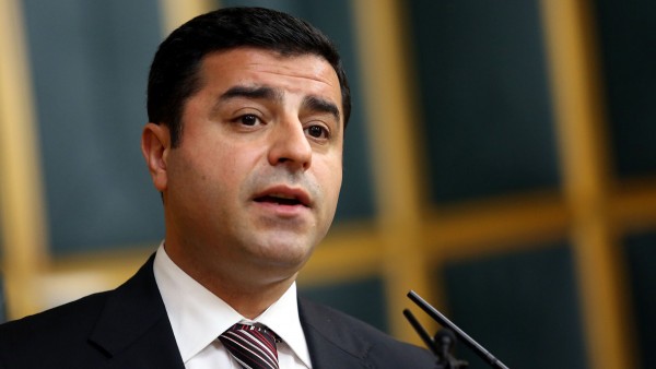 Selahattin Demirtaş'a Cumhurbaşkanına Hakaretten 3.5 Yıl Hapis Cezası