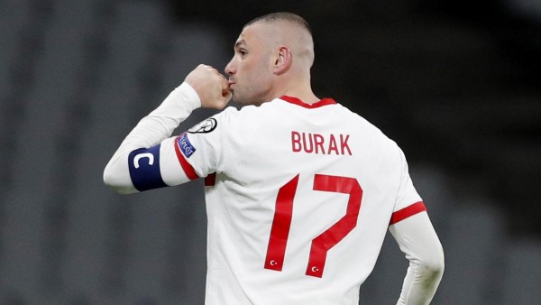 Hattrick Yapan Burak Yılmaz'dan Rekor: Portakalları Affetmiyor