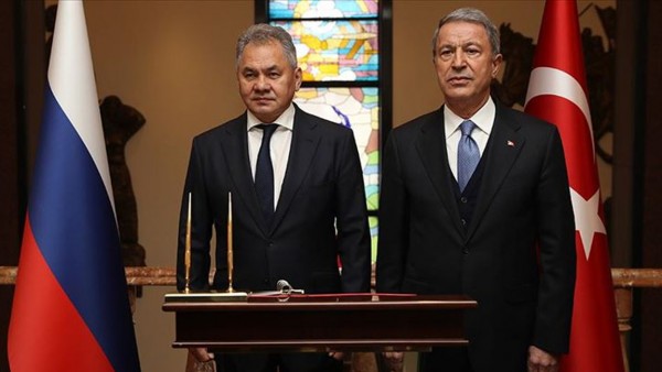 Milli Savunma Bakanı Hulusi Akar, Rus Mevkidaşıyla Görüştü