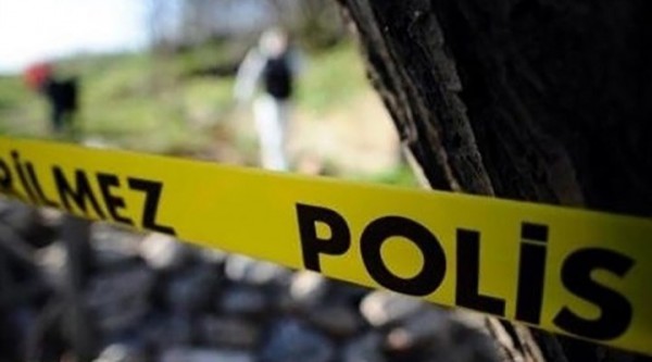 Bornova'da Bir Kadına Ait Kafatası ve Kaburga Bulundu