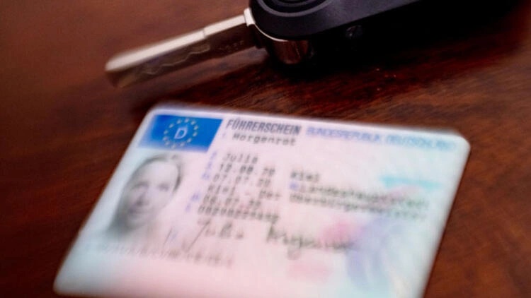 Almanya'da Sürücü Belgelerinde Yeni Düzenleme