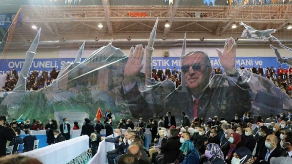 Bugün, Çin Virüsü Yüzünden 154 Vatandaşımız Yaşamını Yitirdi