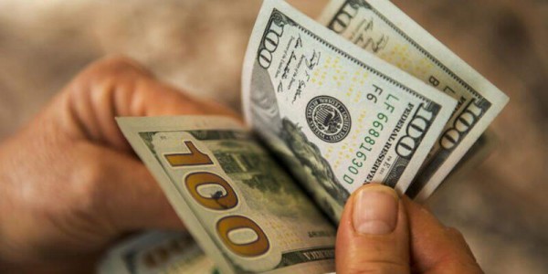 Doların Ateşi Dinmiyor: 8,30'u Aştı