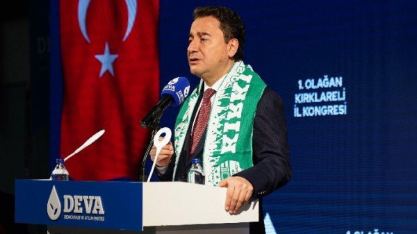 Babacan: Ülkeyi Yayık Ayranına Çevirdiniz