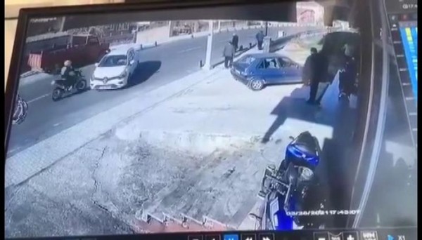 Motosikletli Havada Takla Attı