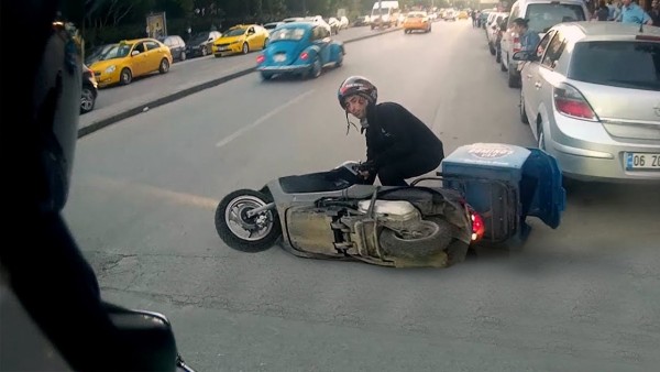 Bir Milyon Motorlu Kuryenin Yalnızca 250 Bini Sigortalı