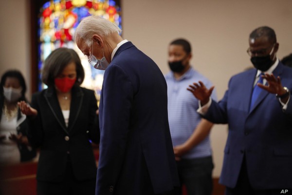 Joe Biden, Dinî Önderlerle Görüştü: Toplumu Aşıya Teşvik Edin