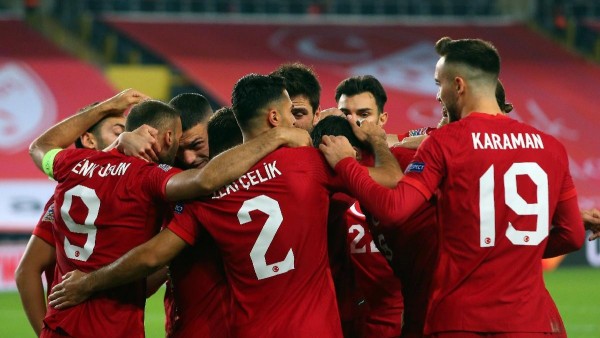 A Milli Takım Kampına Katılan 13 Futbolcu Çin Virüsüne Yakalandı