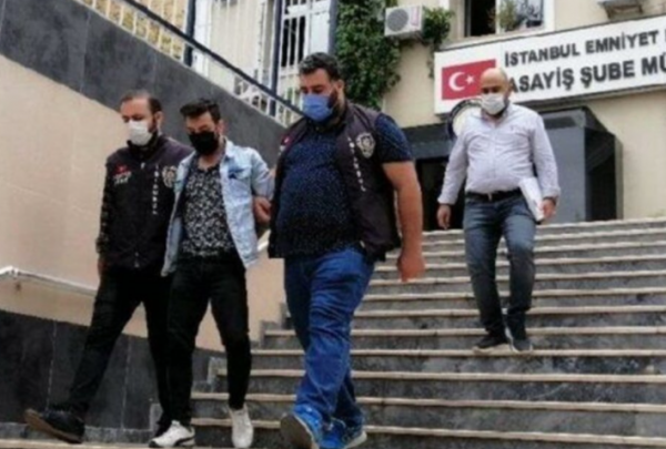 Annesine İşkence Eden Babasını Öldüren Genç Yargılandı